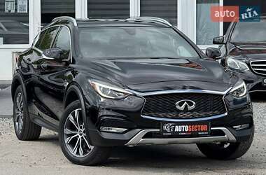 Внедорожник / Кроссовер Infiniti QX30 2016 в 