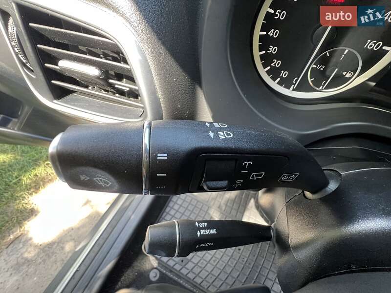 Внедорожник / Кроссовер Infiniti QX30 2016 в Киеве