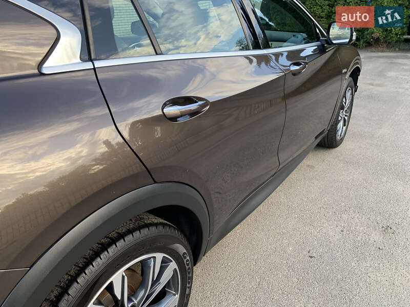 Внедорожник / Кроссовер Infiniti QX30 2018 в Ирпене