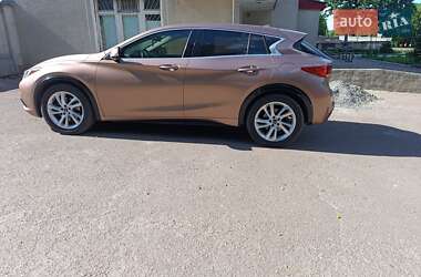 Внедорожник / Кроссовер Infiniti QX30 2017 в 