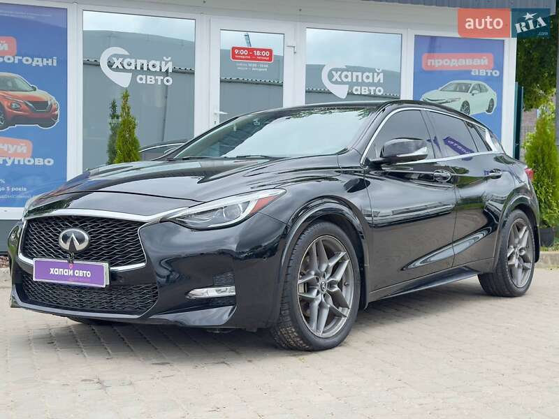 Infiniti QX30 2016