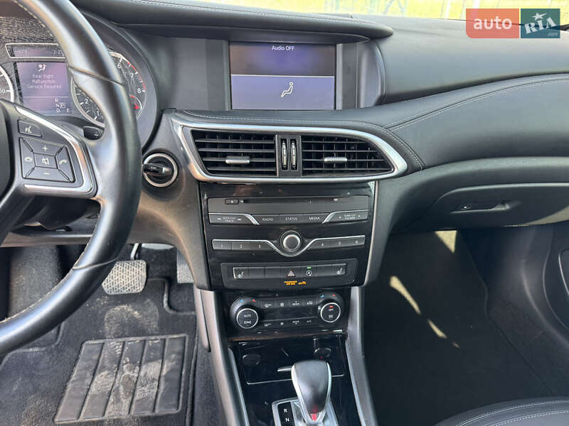 Внедорожник / Кроссовер Infiniti QX30 2016 в Ровно