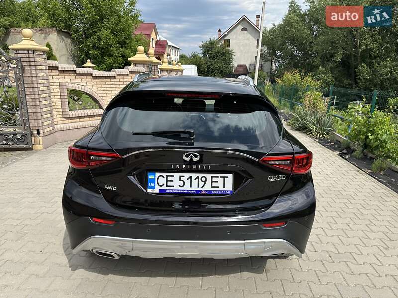 Внедорожник / Кроссовер Infiniti QX30 2017 в Черновцах