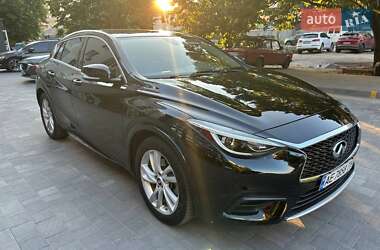 Позашляховик / Кросовер Infiniti QX30 2017 в Дніпрі