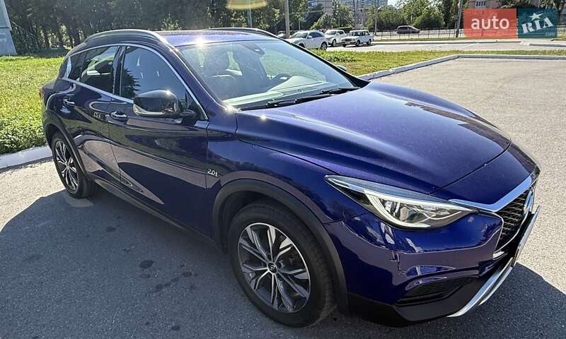 Внедорожник / Кроссовер Infiniti QX30 2016 в Харькове