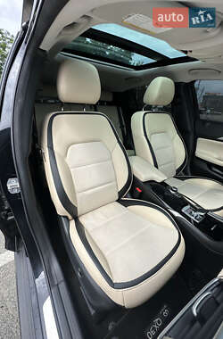 Внедорожник / Кроссовер Infiniti QX30 2018 в 