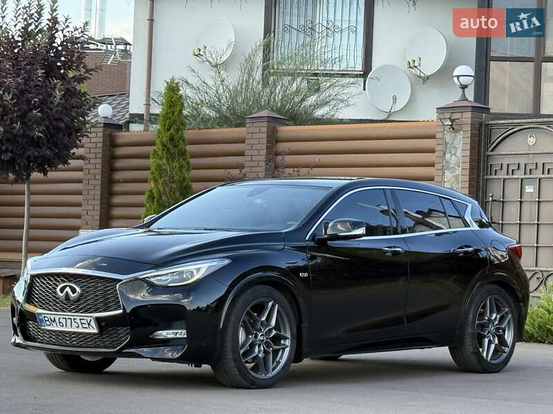 Внедорожник / Кроссовер Infiniti QX30 2016 в Киеве