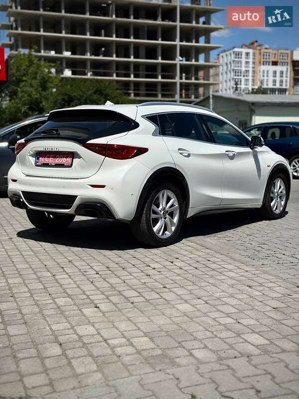 Позашляховик / Кросовер Infiniti QX30 2016 в Чернівцях фото 9 Позашляховик / Кросовер Infiniti QX30 2016 в Чернівцях