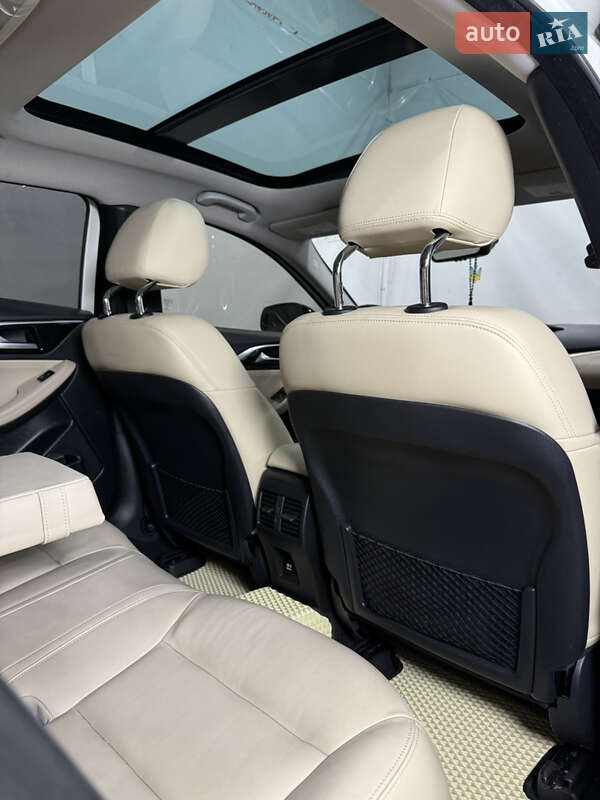 Позашляховик / Кросовер Infiniti QX30 2017 в Одесі