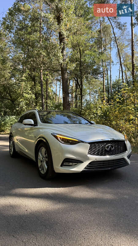 Infiniti QX30 2017