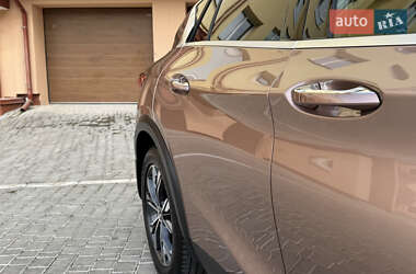 Внедорожник / Кроссовер Infiniti QX30 2017 в 