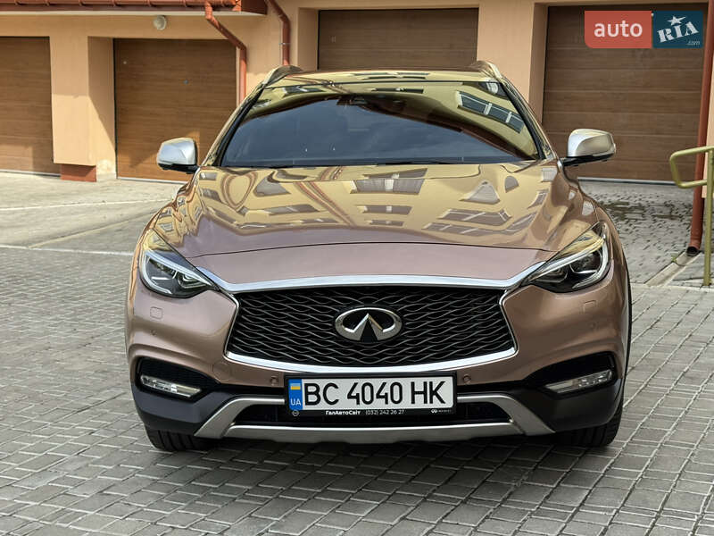 Внедорожник / Кроссовер Infiniti QX30 2017 в 