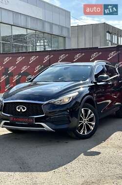 Внедорожник / Кроссовер Infiniti QX30 2018 в 