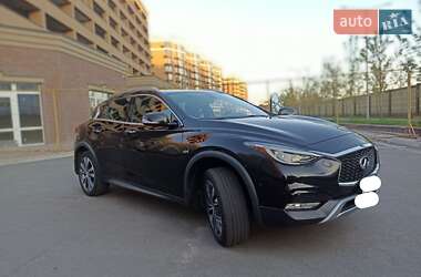 Внедорожник / Кроссовер Infiniti QX30 2017 в Киеве