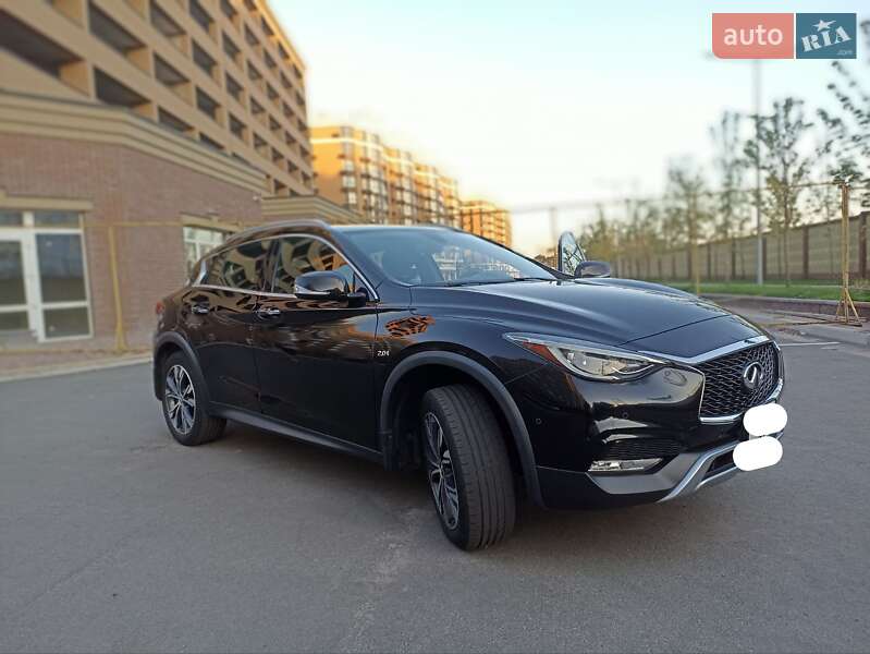 Infiniti QX30 2017