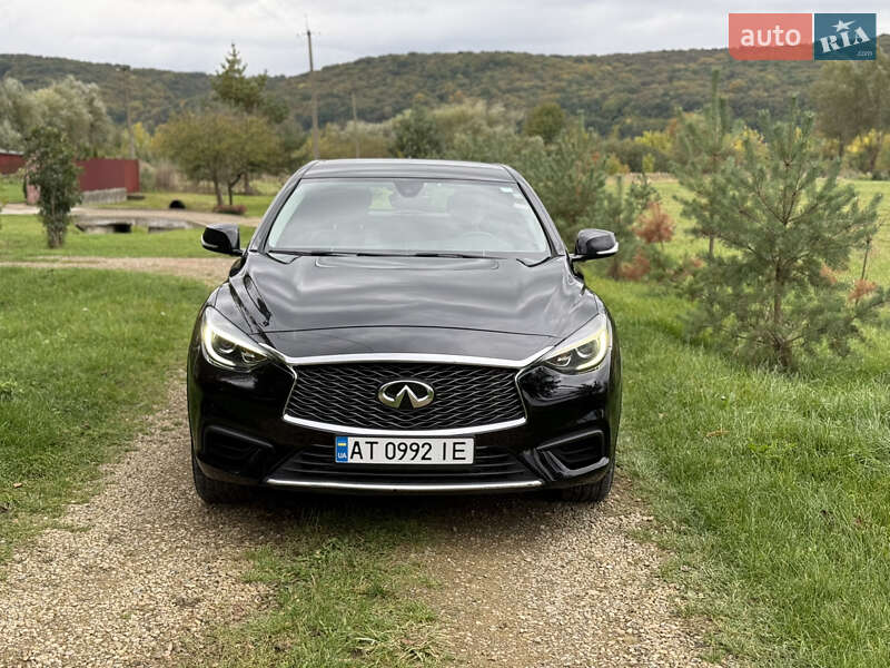 Внедорожник / Кроссовер Infiniti QX30 2017 в Ивано-Франковске