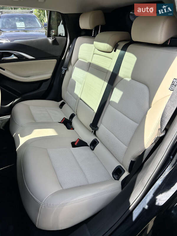 Внедорожник / Кроссовер Infiniti QX30 2018 в Сумах