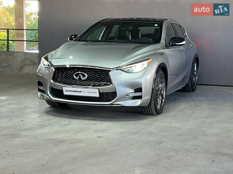 Внедорожник / Кроссовер Infiniti QX30 2017 в Одессе