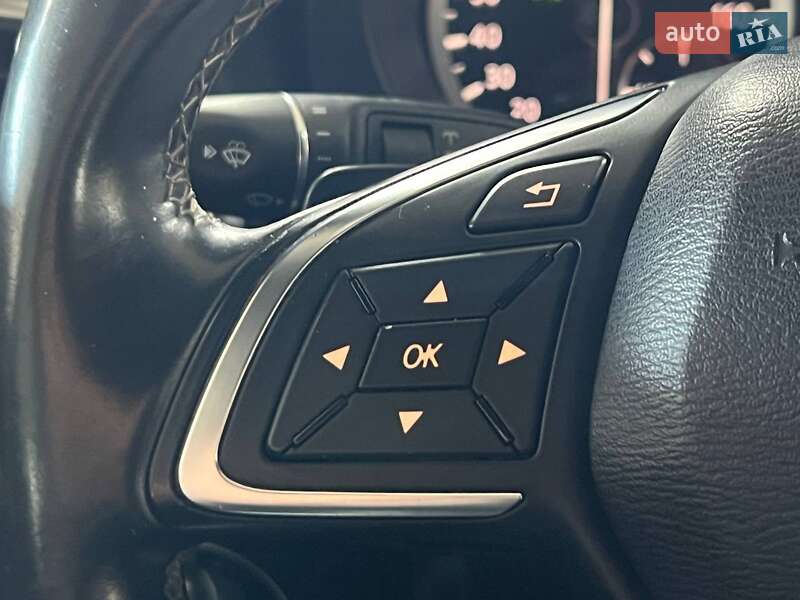 Внедорожник / Кроссовер Infiniti QX30 2017 в Одессе