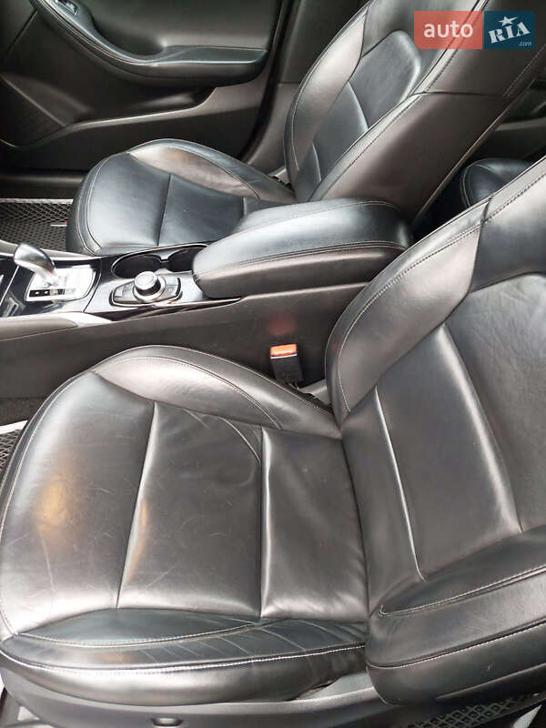 Позашляховик / Кросовер Infiniti QX30 2016 в Кременчуці