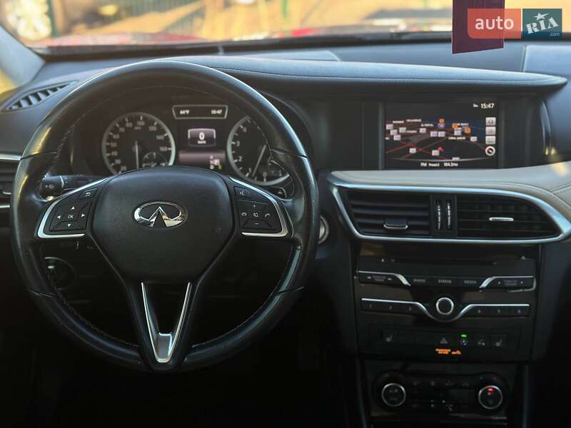 Внедорожник / Кроссовер Infiniti QX30 2017 в Одессе