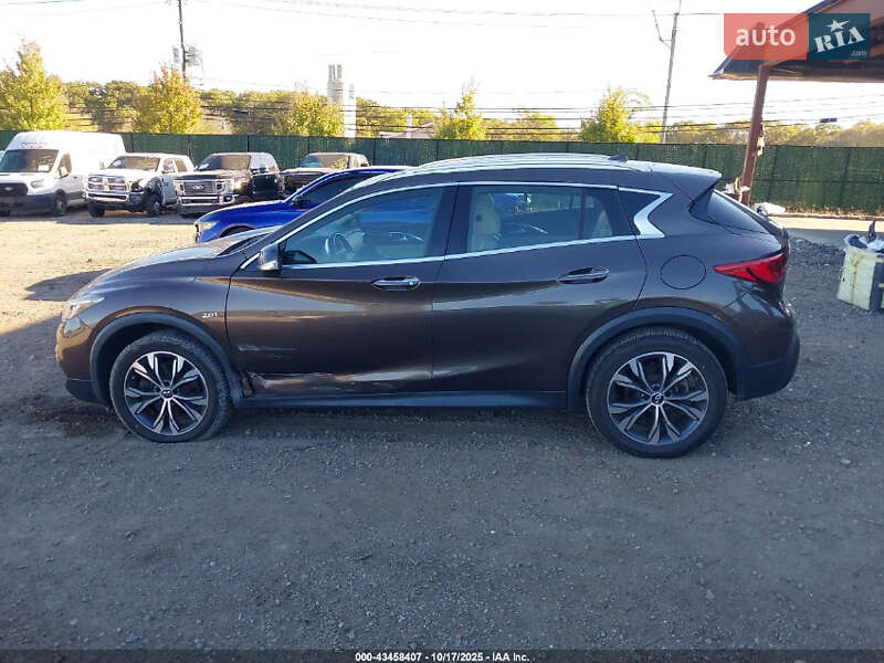 Внедорожник / Кроссовер Infiniti QX30 2018 в Одессе