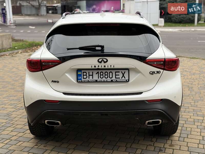 Внедорожник / Кроссовер Infiniti QX30 2017 в Одессе