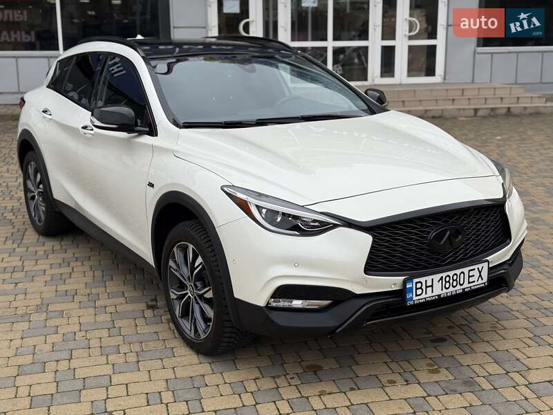 Внедорожник / Кроссовер Infiniti QX30 2017 в Одессе