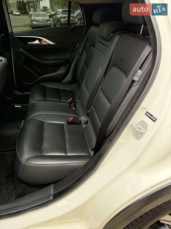 Внедорожник / Кроссовер Infiniti QX30 2017 в Одессе