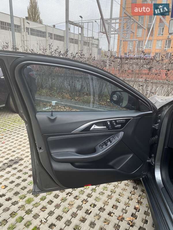 Позашляховик / Кросовер Infiniti QX30 2018 в Києві