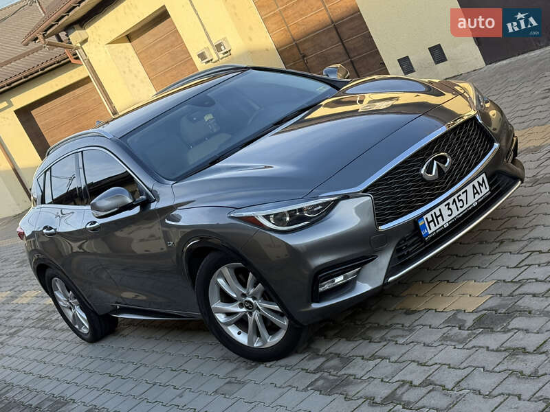 Внедорожник / Кроссовер Infiniti QX30 2016 в Измаиле фото 7 Внедорожник / Кроссовер Infiniti QX30 2016 в Измаиле