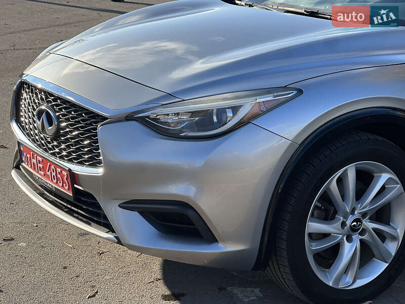 Внедорожник / Кроссовер Infiniti QX30 2017 в Здолбунове