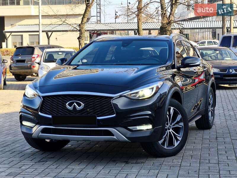 Infiniti QX30 2016