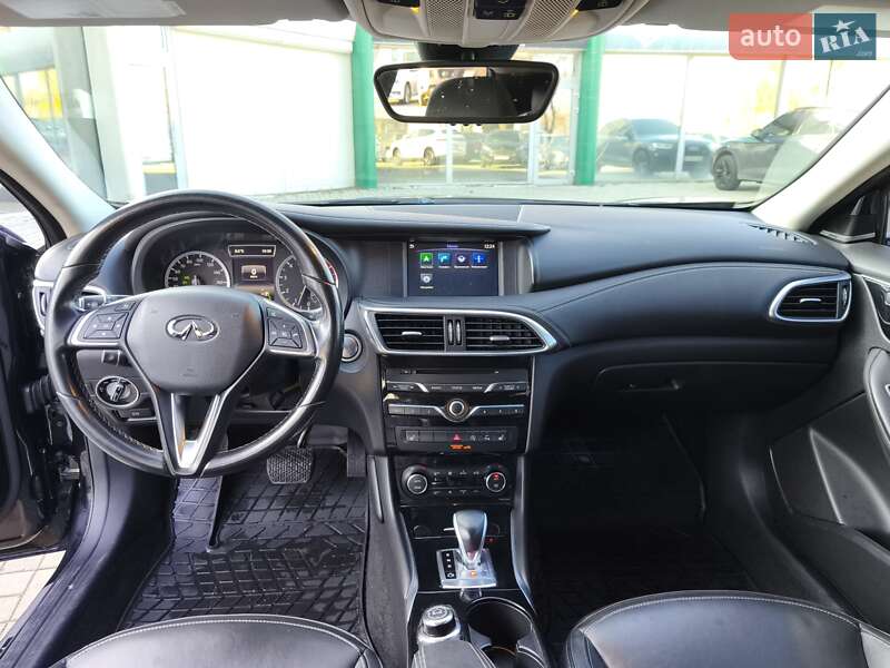 Внедорожник / Кроссовер Infiniti QX30 2016 в Днепре фото 15 Внедорожник / Кроссовер Infiniti QX30 2016 в Днепре