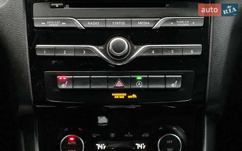 Внедорожник / Кроссовер Infiniti QX30 2016 в Львове