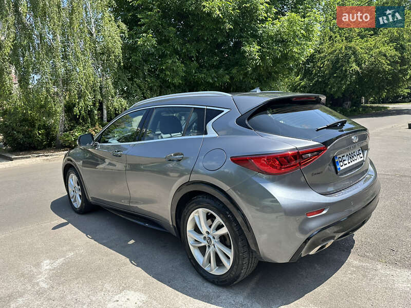 Внедорожник / Кроссовер Infiniti QX30 2016 в Одессе