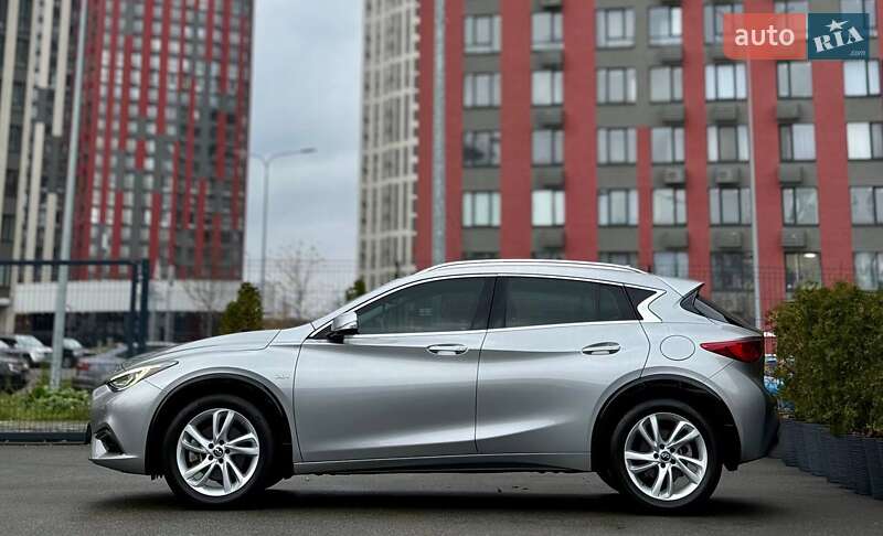 Внедорожник / Кроссовер Infiniti QX30 2018 в Киеве