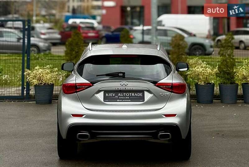 Внедорожник / Кроссовер Infiniti QX30 2018 в Киеве