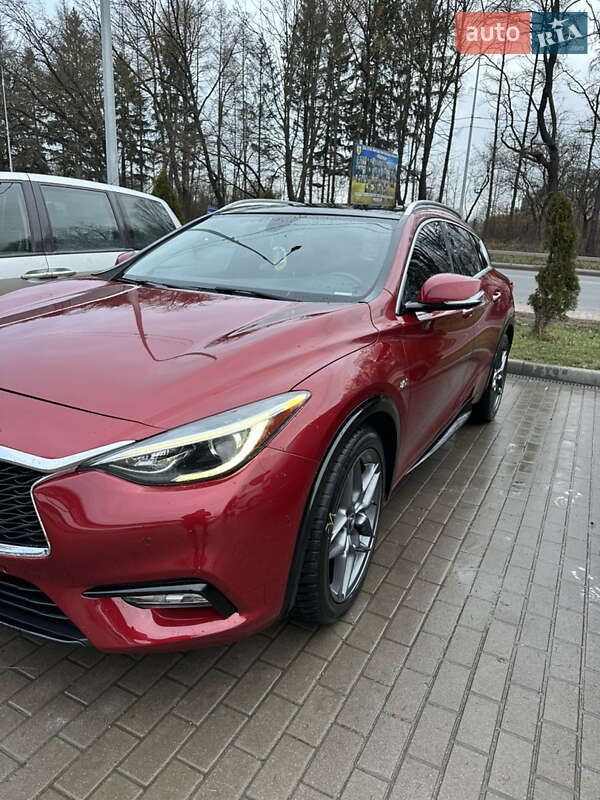 Infiniti QX30 2016