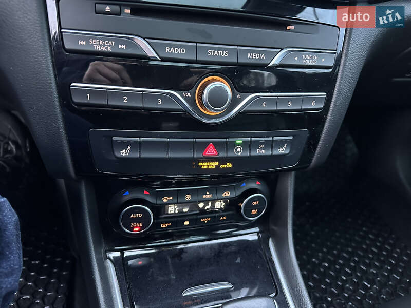 Позашляховик / Кросовер Infiniti QX30 2016 в Тернополі фото 13 Позашляховик / Кросовер Infiniti QX30 2016 в Тернополі