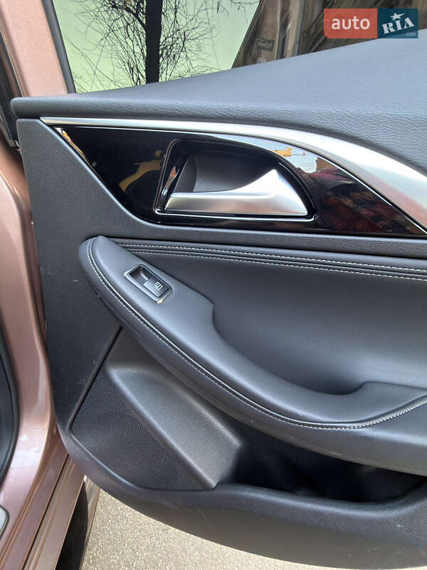 Позашляховик / Кросовер Infiniti QX30 2018 в Одесі фото 37 Позашляховик / Кросовер Infiniti QX30 2018 в Одесі