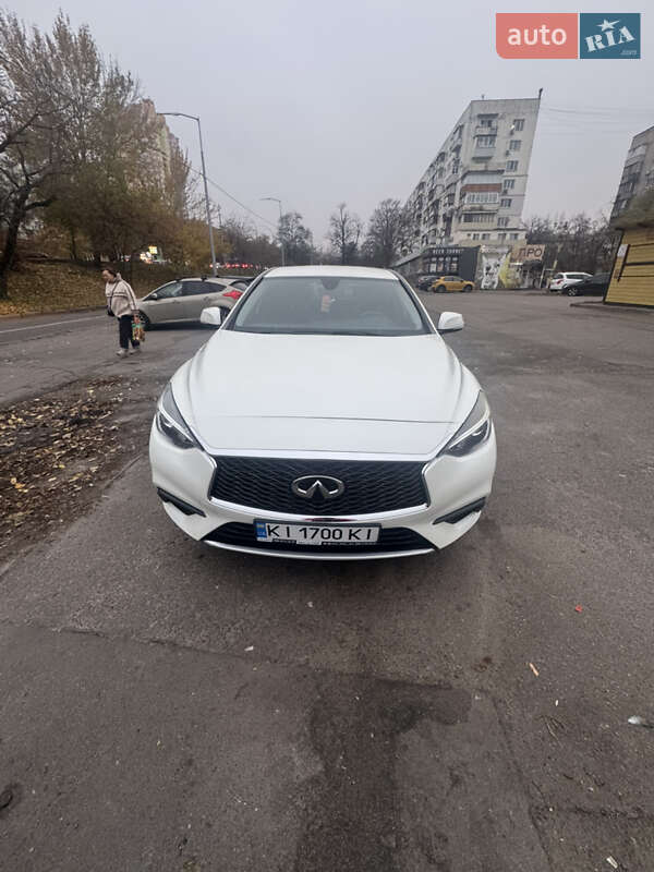 Внедорожник / Кроссовер Infiniti QX30 2017 в Киеве