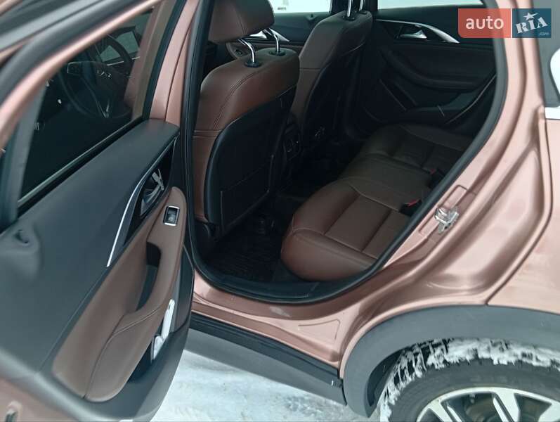 Внедорожник / Кроссовер Infiniti QX30 2018 в Конотопе