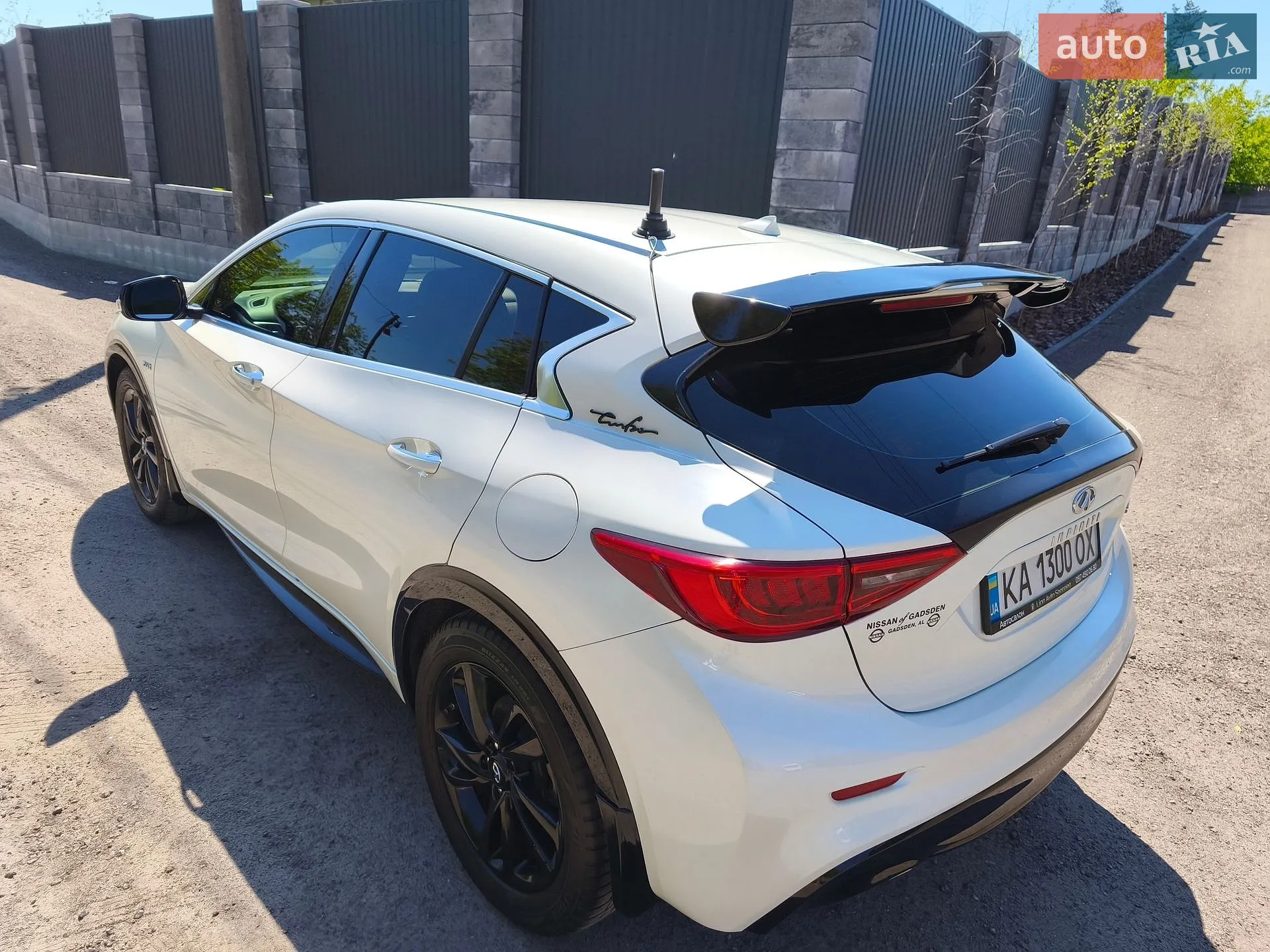2018 Infiniti QX30 - мініатюра 18