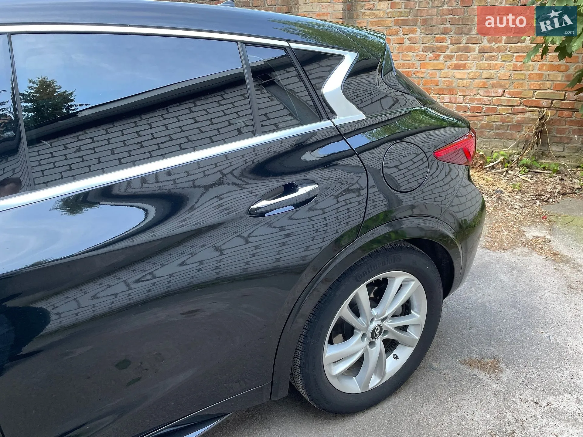 2017 Infiniti QX30 - мініатюра 6