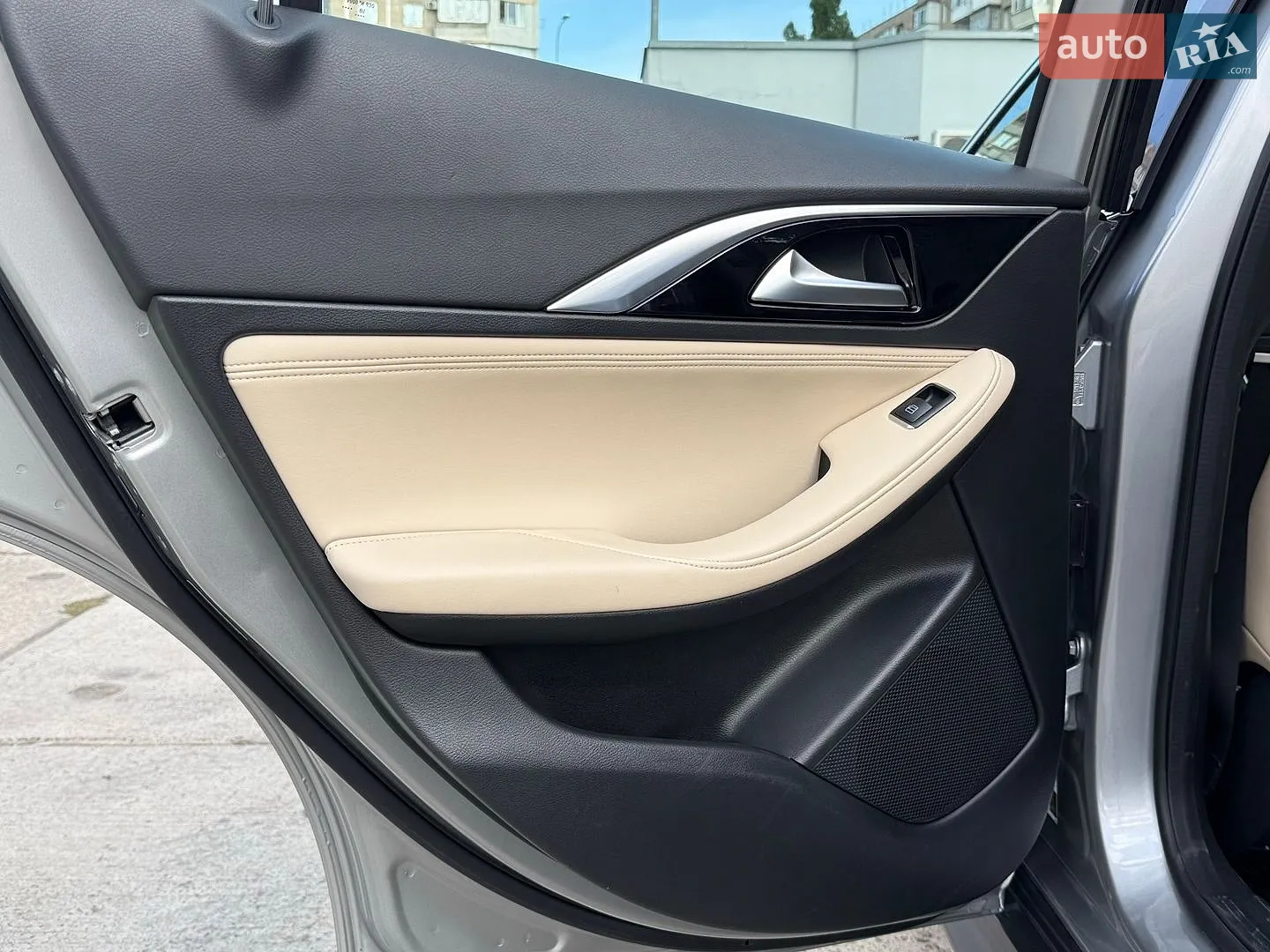 2018 Infiniti QX30 - мініатюра 39
