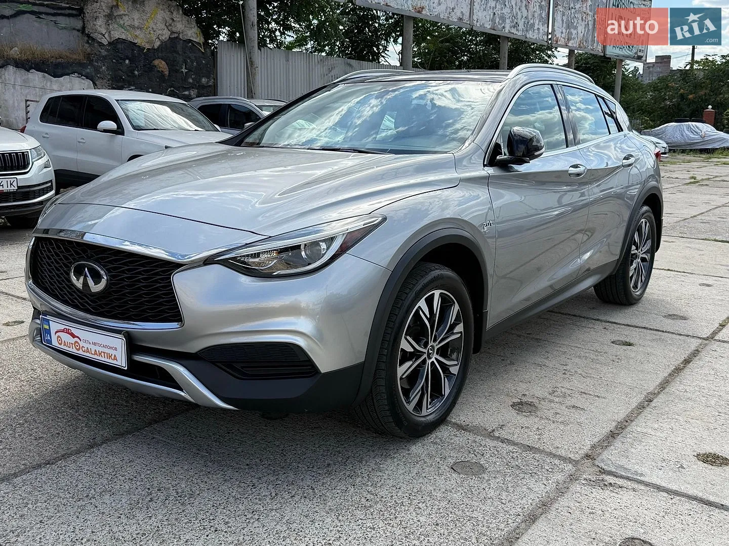 2018 Infiniti QX30 - мініатюра 3