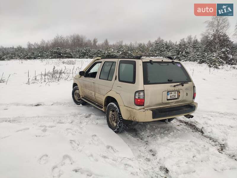 Позашляховик / Кросовер Infiniti QX4 1997 в Житомирі