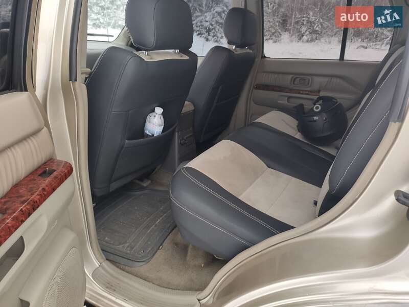 Позашляховик / Кросовер Infiniti QX4 1997 в Житомирі