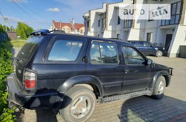 Внедорожник / Кроссовер Infiniti QX4 1996 в Львове